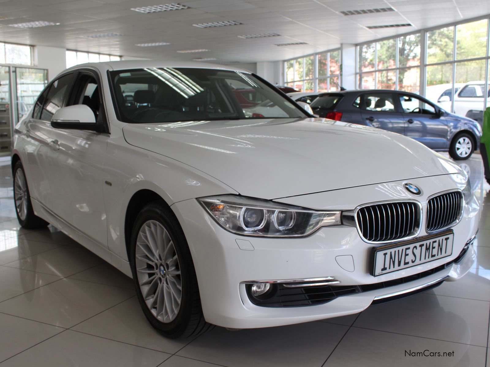 2013 BMW 3 Series photo 1