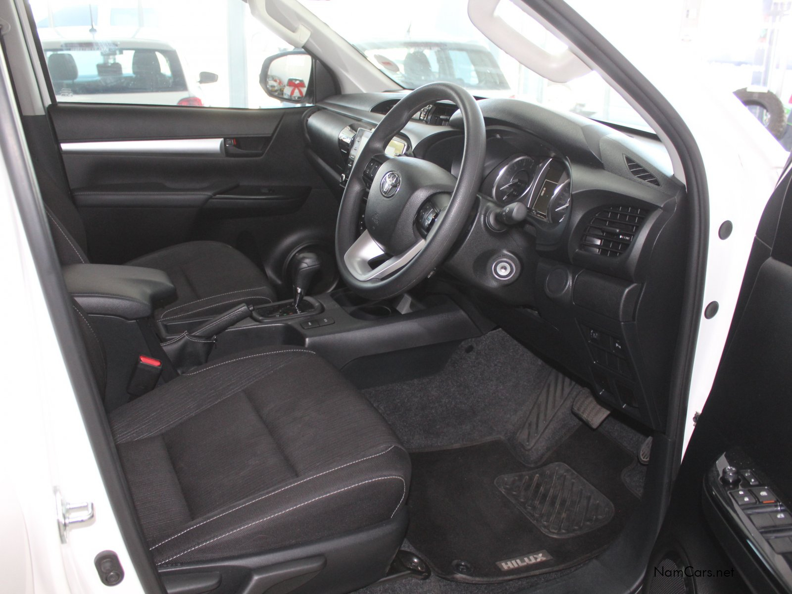 2024 Toyota Hilux photo 11