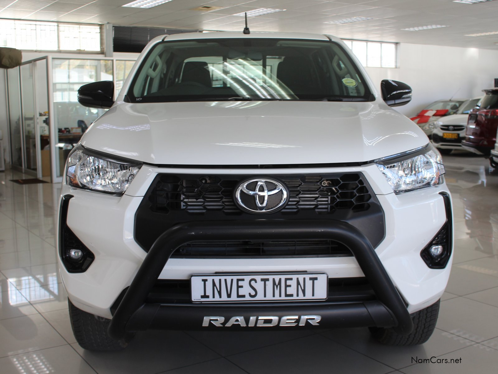 2024 Toyota Hilux photo 2