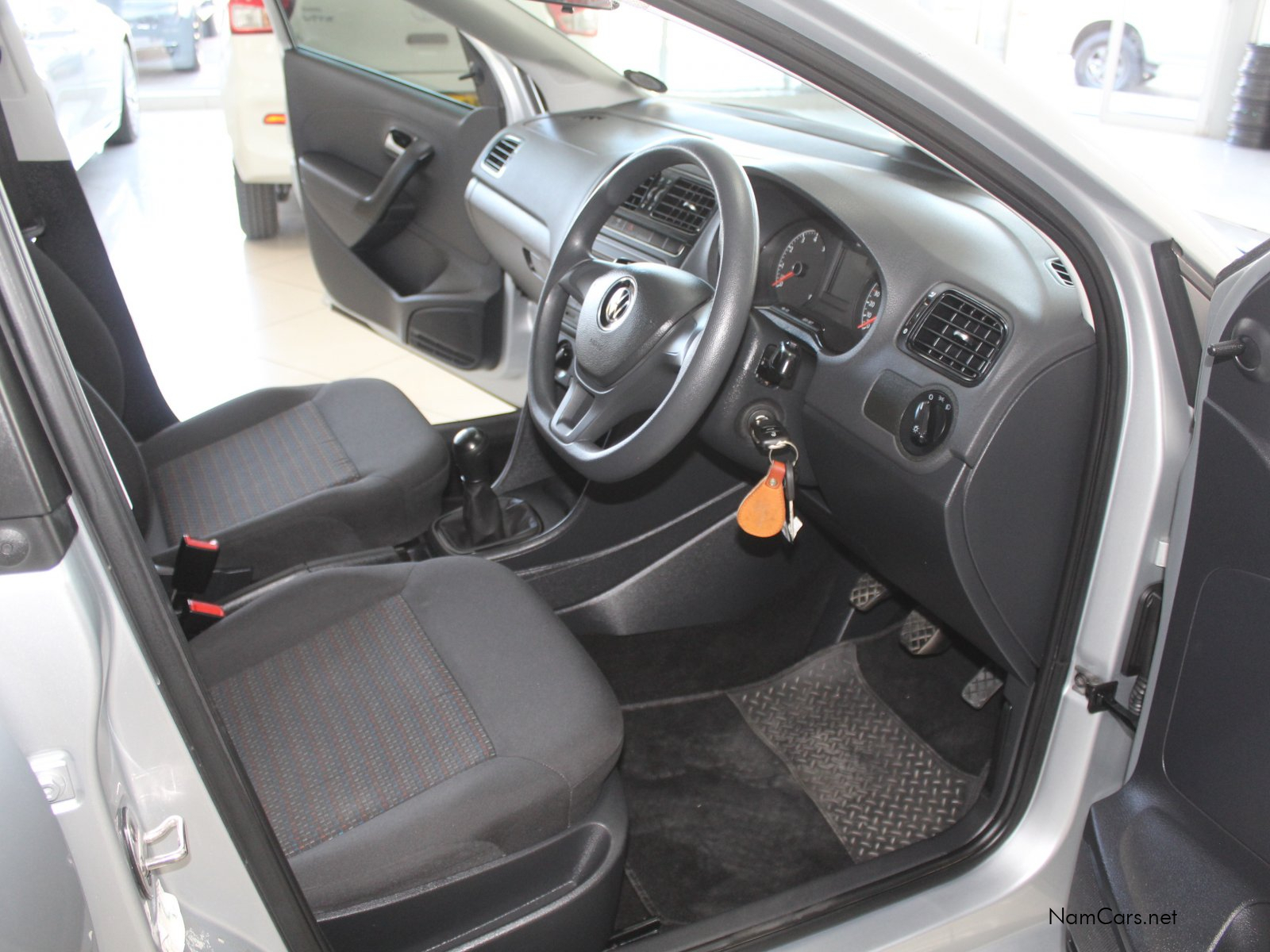 2023 Volkswagen Polo Vivo photo 11