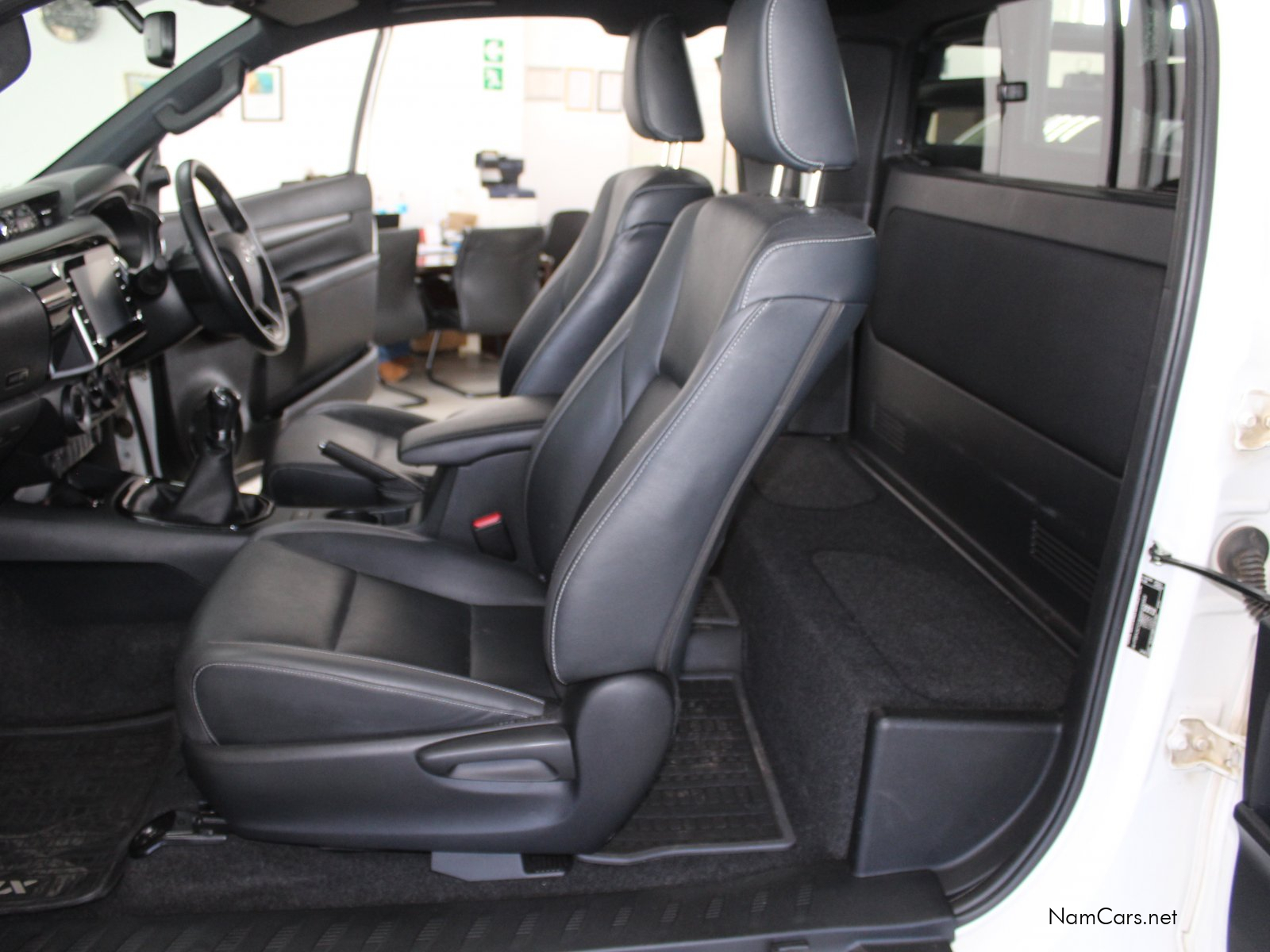 2022 Toyota Hilux photo 13