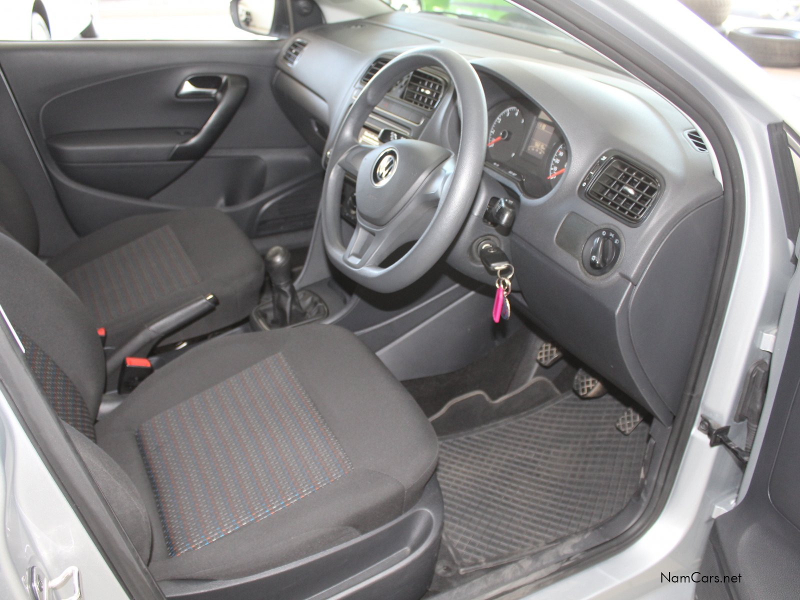 2024 Volkswagen Polo Vivo photo 10