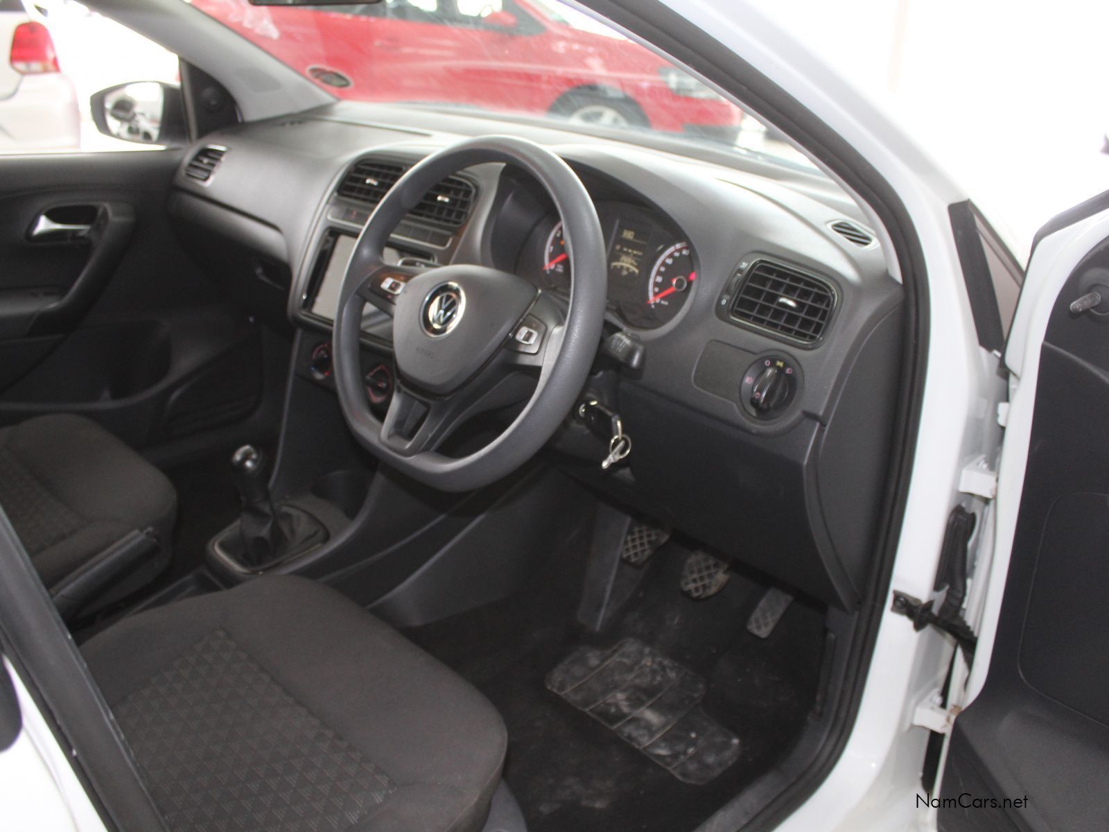 2025 Volkswagen Polo Vivo photo 10