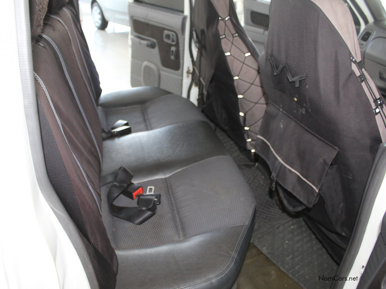 2012 Nissan NP300 photo 12