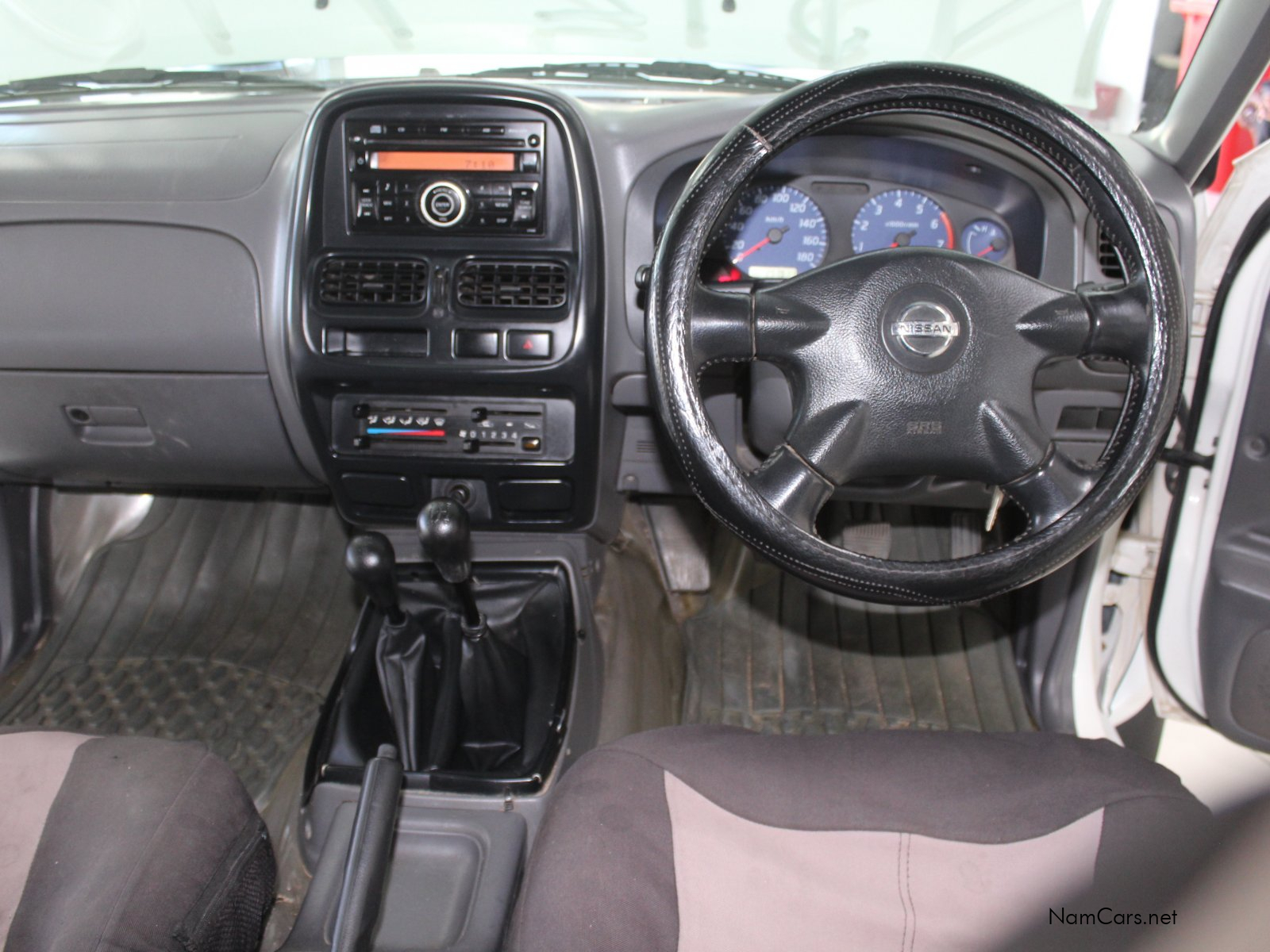 2012 Nissan NP300 photo 14