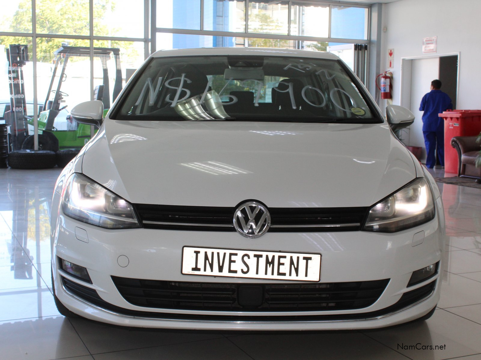 2013 Volkswagen Golf photo 2