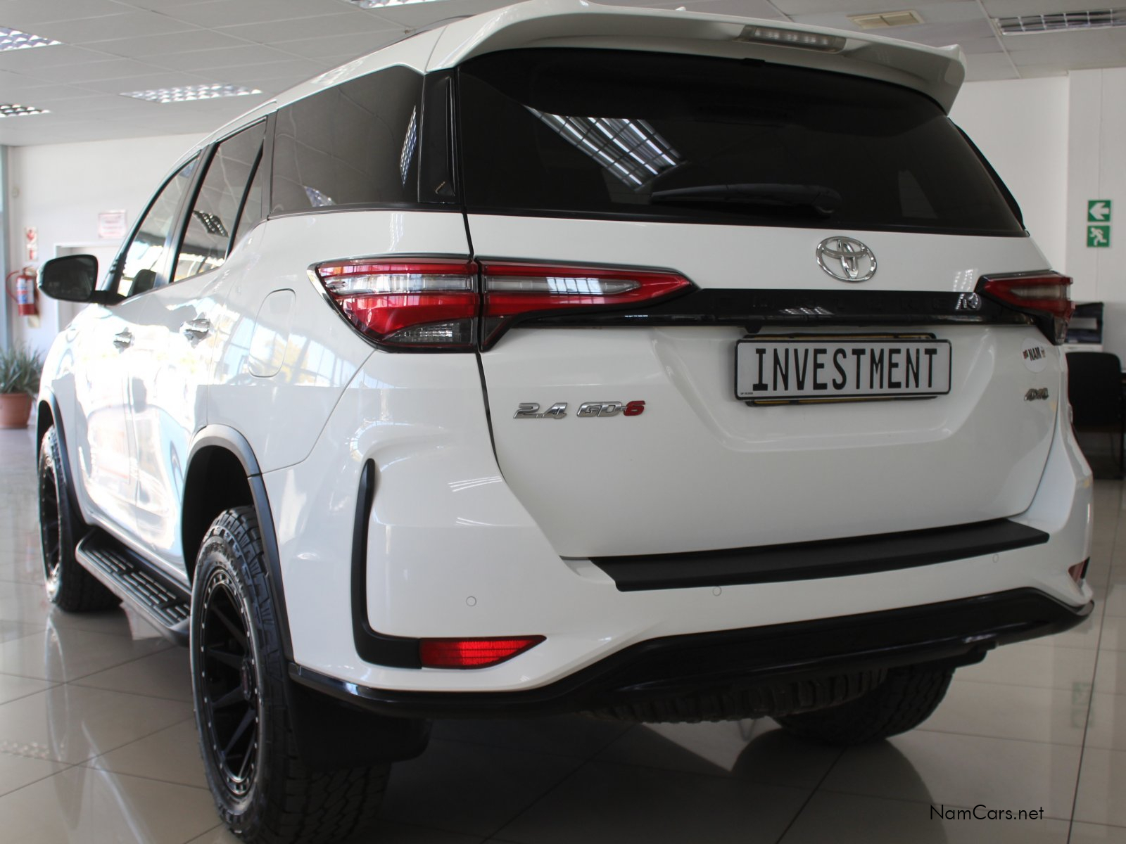 2025 Toyota Fortuner photo 6