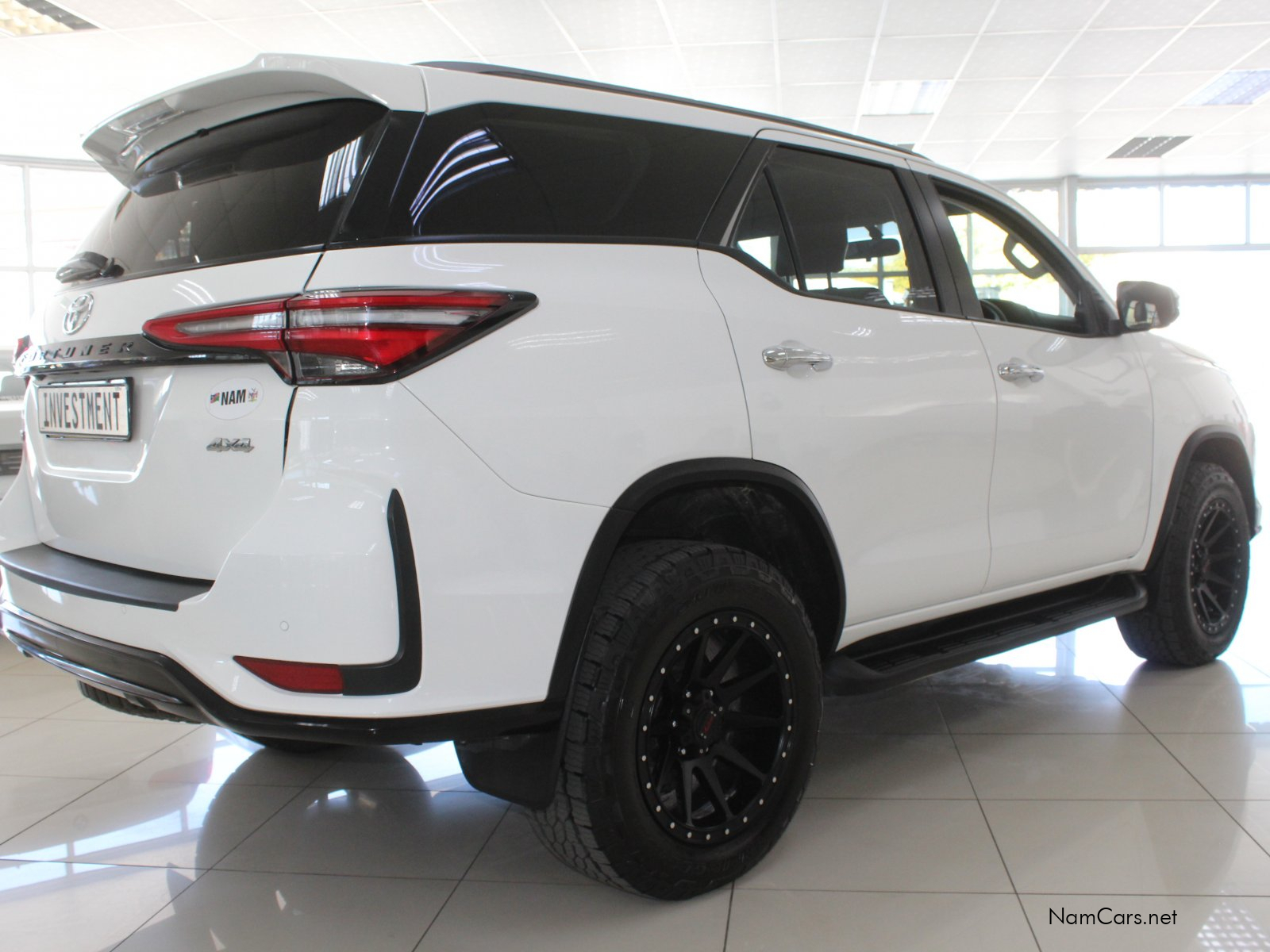 2025 Toyota Fortuner photo 8
