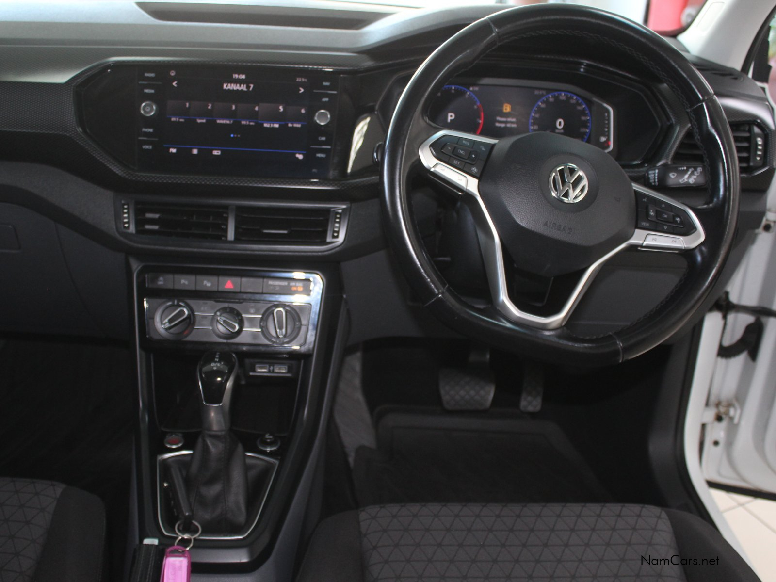 2020 Volkswagen T-Cross photo 13