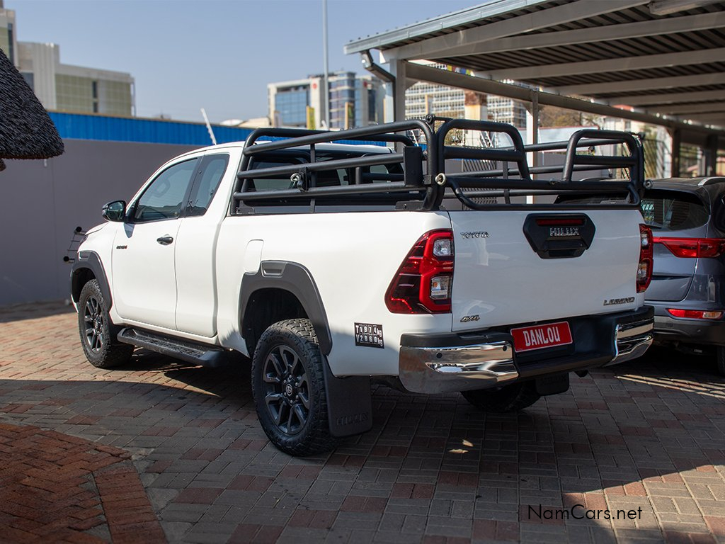 2021 Toyota Hilux photo 3