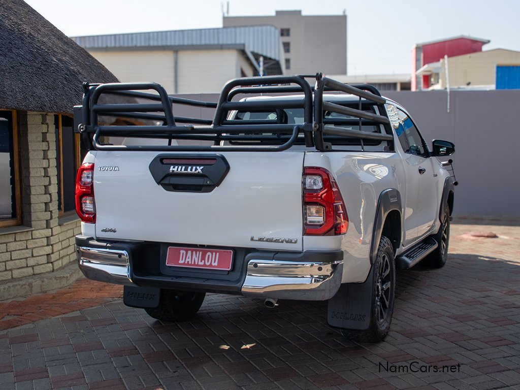 2021 Toyota Hilux photo 4