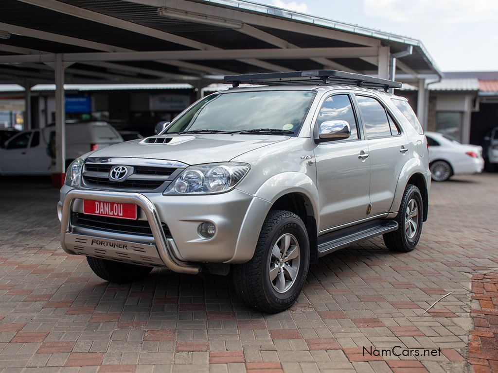 2007 Toyota Fortuner photo 2