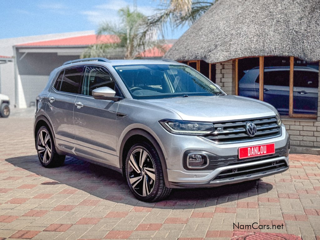 2021 Volkswagen T-Cross photo 1