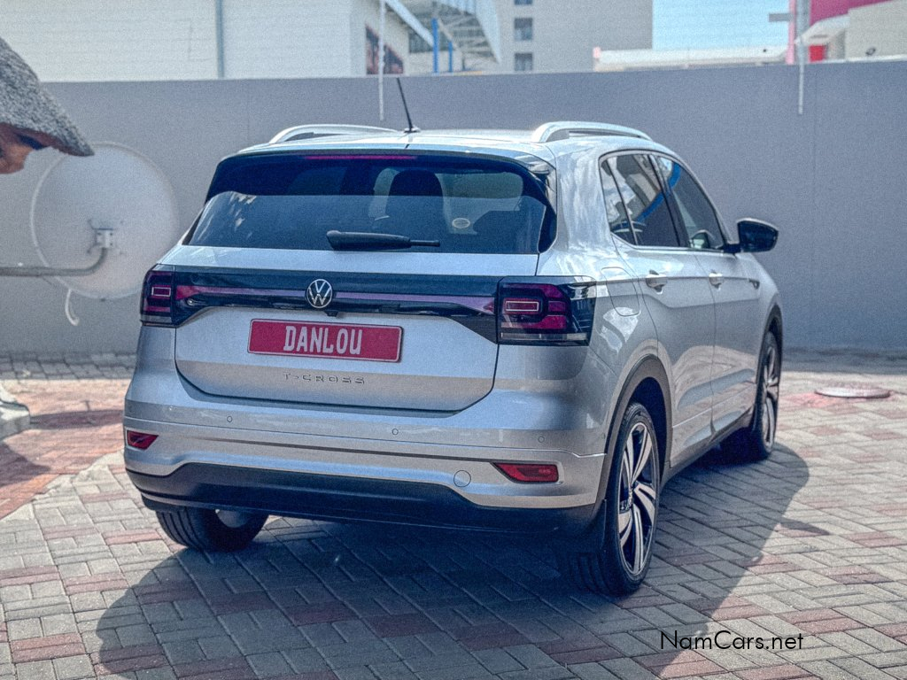 2021 Volkswagen T-Cross photo 4