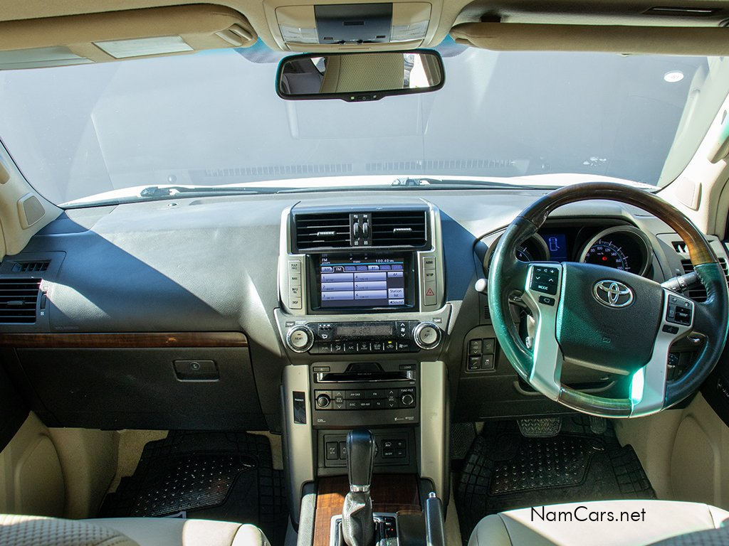 2013 Toyota Prado photo 9