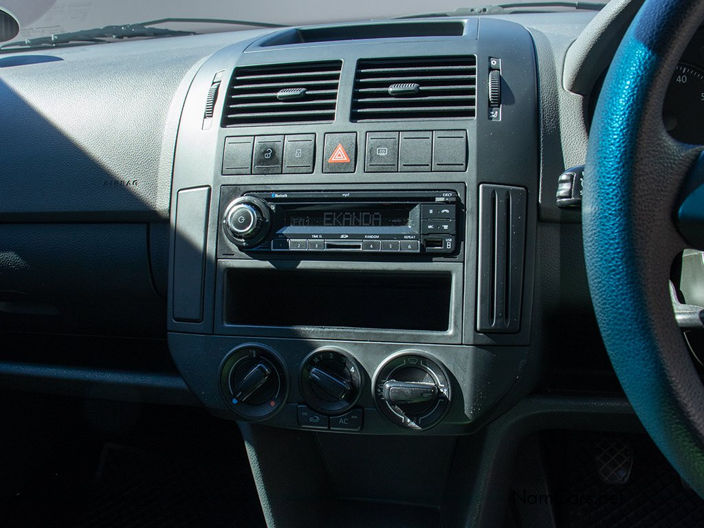 2015 Volkswagen Polo Vivo photo 10