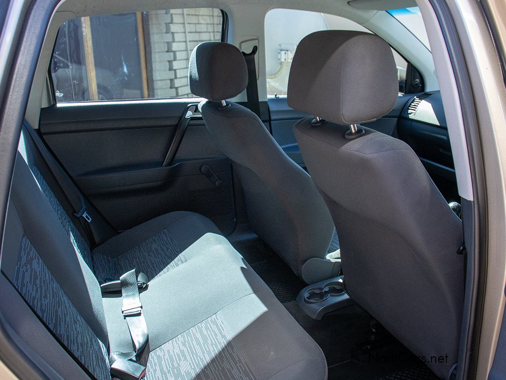 2015 Volkswagen Polo Vivo photo 6