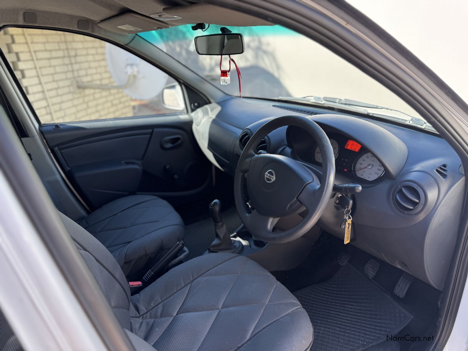 2021 Nissan NP200 photo 5