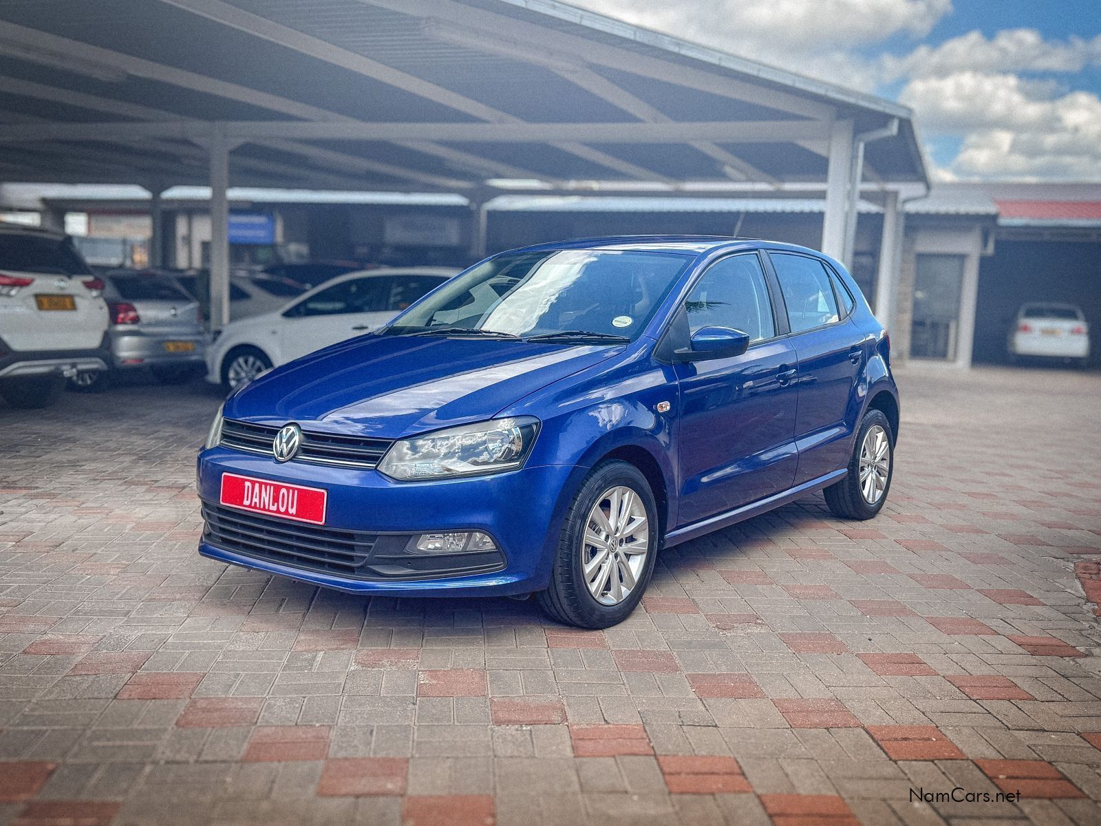 2018 Volkswagen Polo photo 2