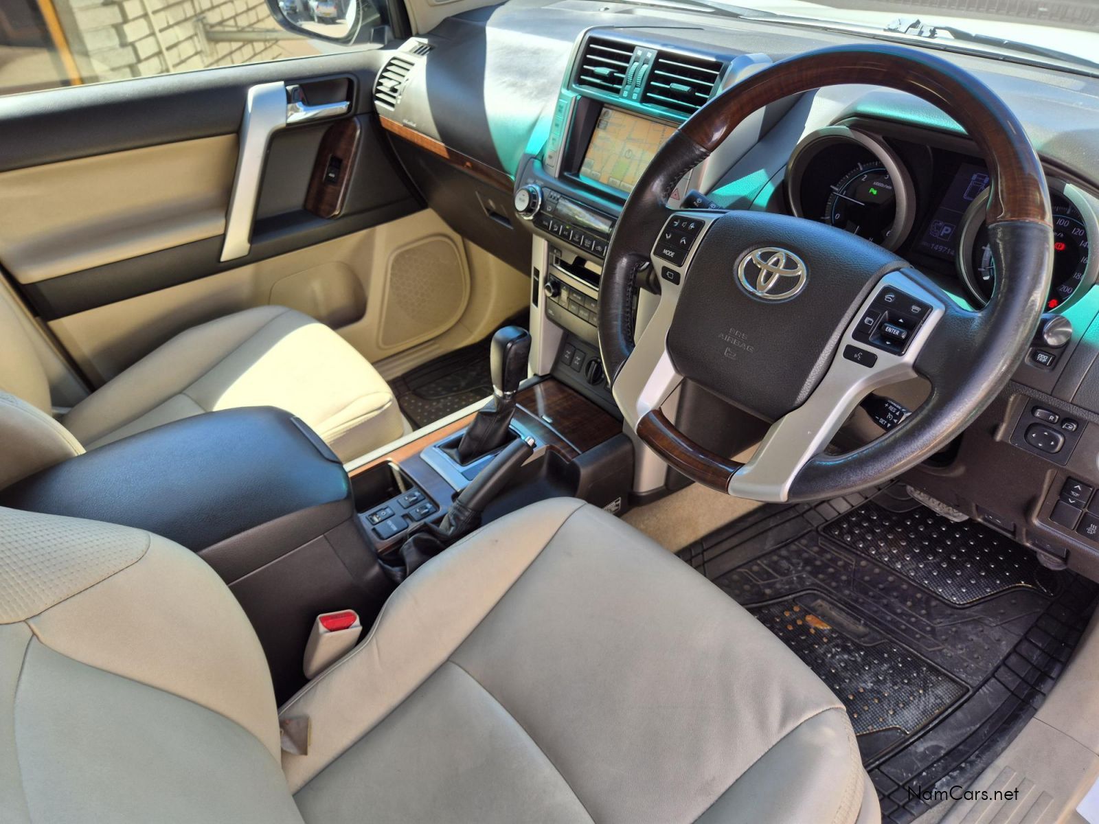 2013 Toyota Prado photo 6