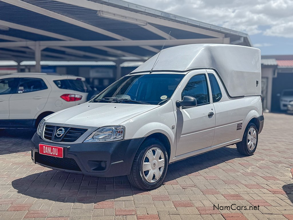 2021 Nissan NP200 photo 2