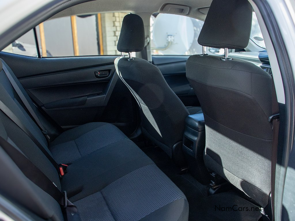 2025 Toyota Corolla photo 6