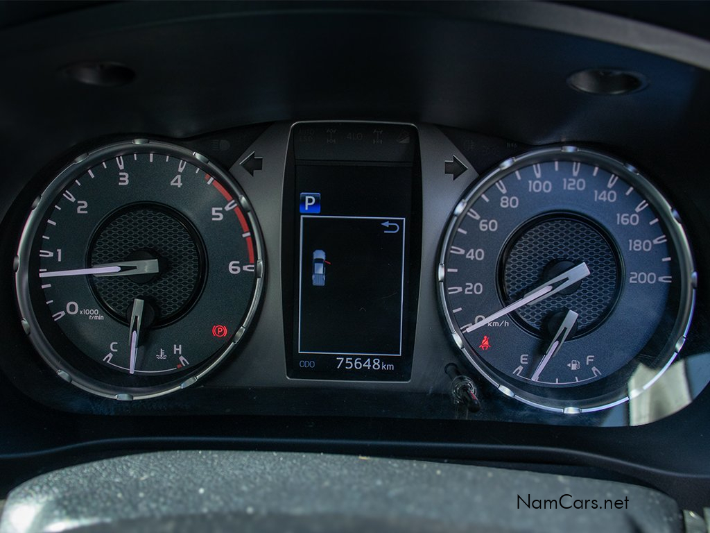 2021 Toyota Hilux photo 8