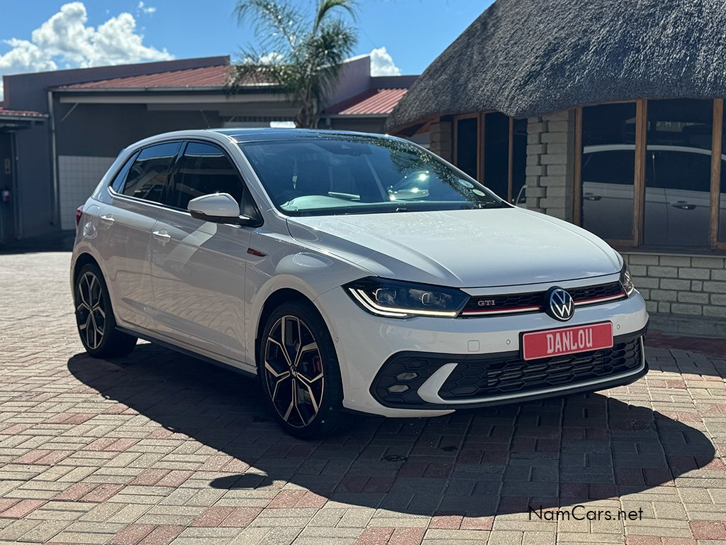 2022 Volkswagen Polo photo 1