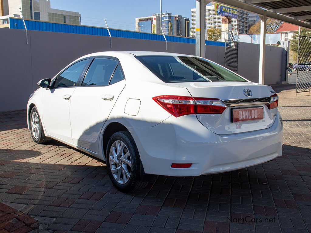 2018 Toyota Corolla photo 3