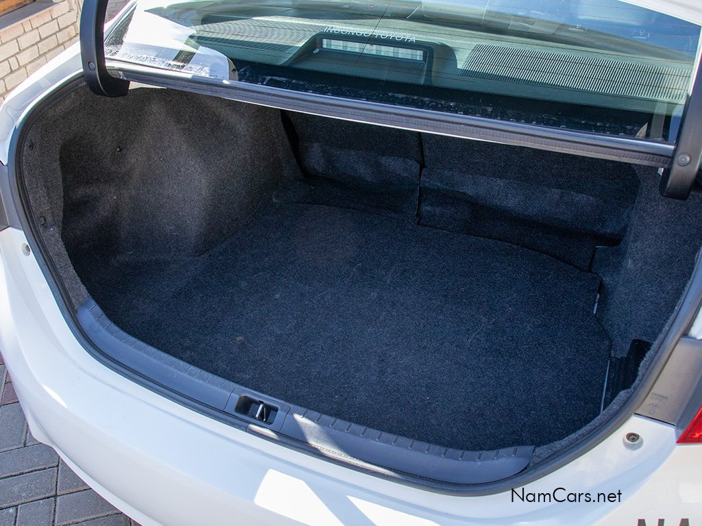 2018 Toyota Corolla photo 5