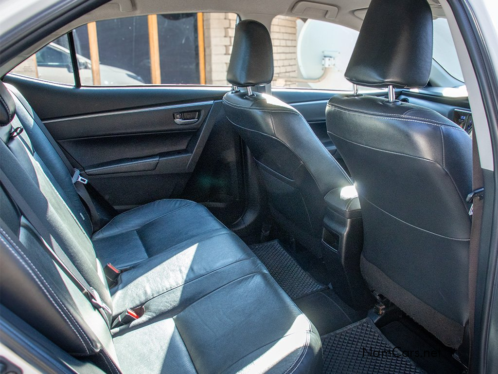 2018 Toyota Corolla photo 6