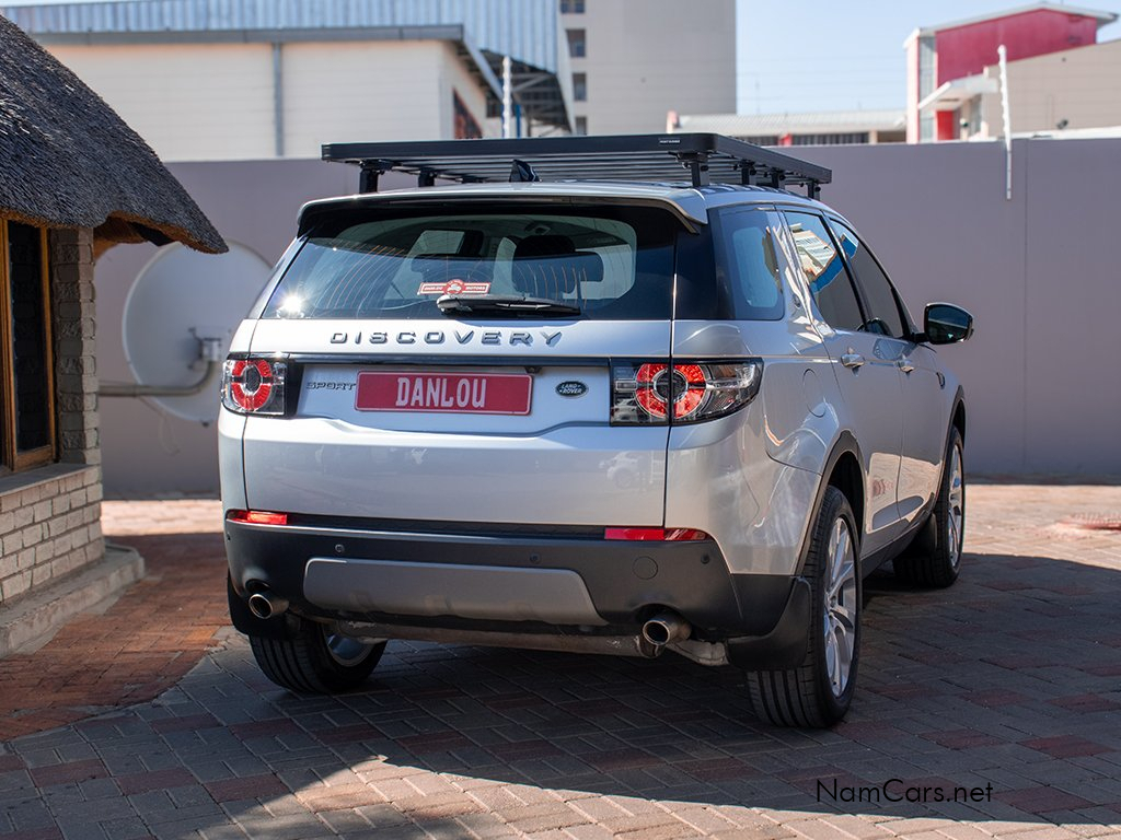 2018 Land Rover Discovery photo 4