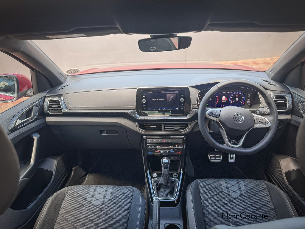 2026 Volkswagen T-Cross photo 6