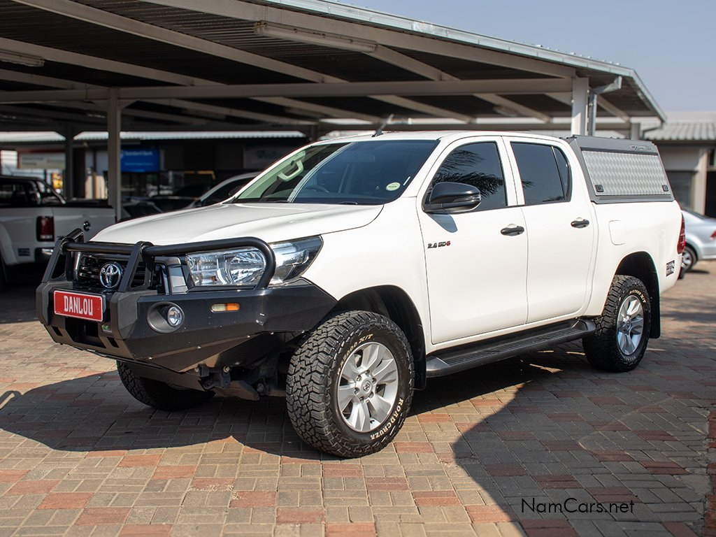 2020 Toyota Hilux photo 2