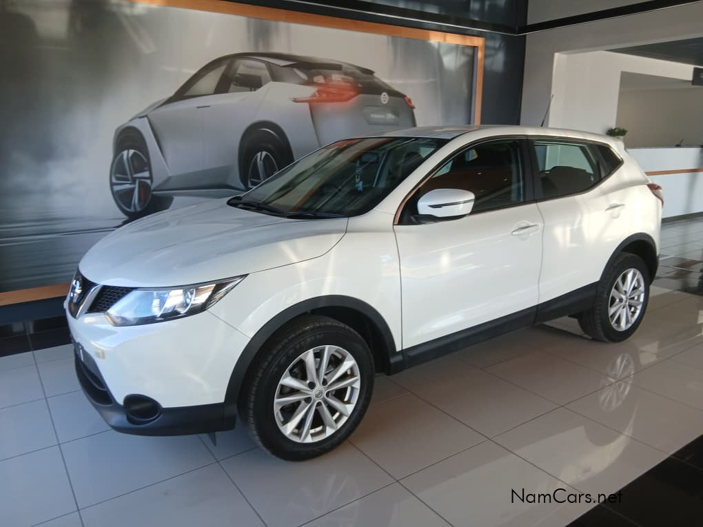 2017 Nissan Qashqai photo 2