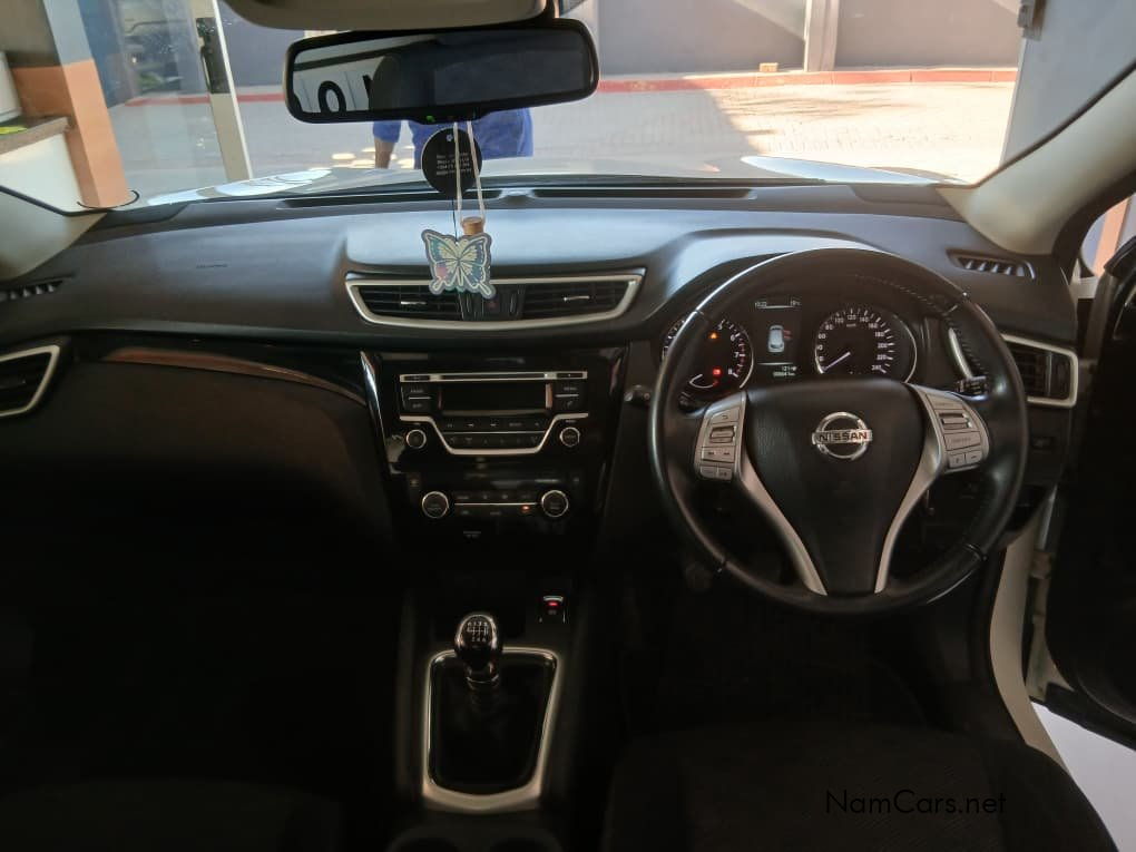 2017 Nissan Qashqai photo 5