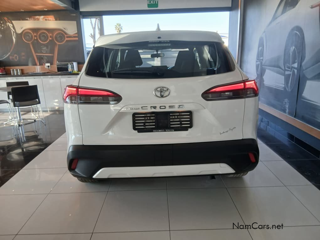 2023 Toyota Corolla photo 3