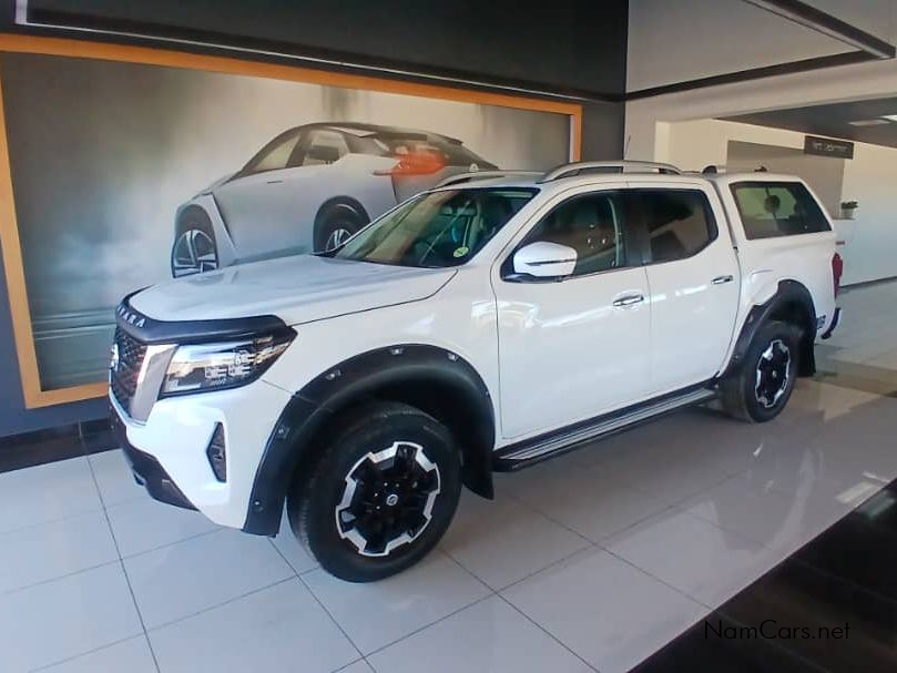 2022 Nissan Navara photo 2